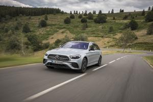 Mercedes-Benz E300 de 4Matic AMG Line Estate 2020 года  (WW)